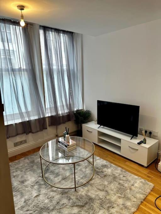 Amazing 2Bed2Bath Edgeware Apartment London Exterior photo