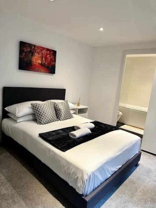 Amazing 2Bed2Bath Edgeware Apartment London Exterior photo